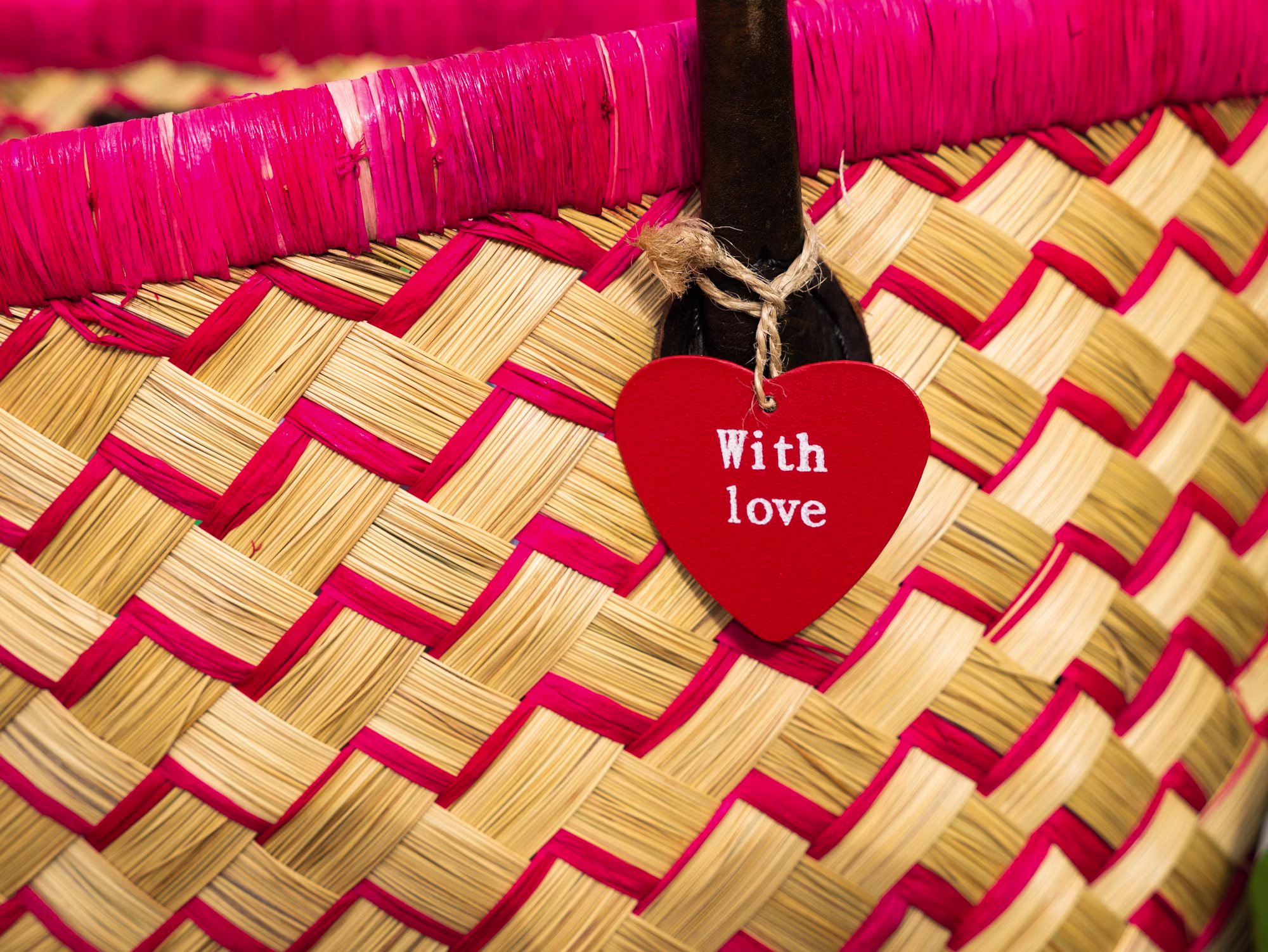 Celebrating Love: Unique Ideas for Romantic Date Nights